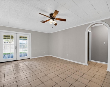 12207 Flushing Meadows Drive - Photo Thumbnail 4