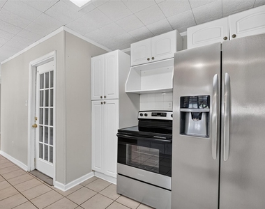 12207 Flushing Meadows Drive - Photo Thumbnail 8