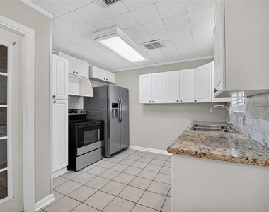 12207 Flushing Meadows Drive - Photo Thumbnail 7