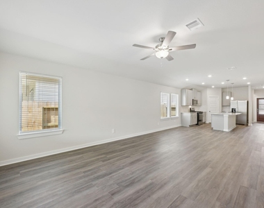 17897 Stone Terrace Court - Photo Thumbnail 14