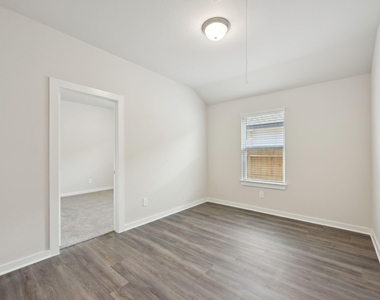 17897 Stone Terrace Court - Photo Thumbnail 29