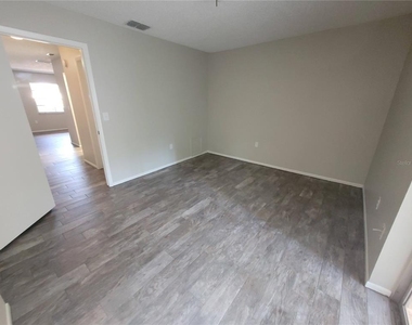 305 Jeru Boulevard - Photo Thumbnail 11