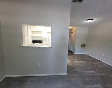 305 Jeru Boulevard - Photo Thumbnail 4