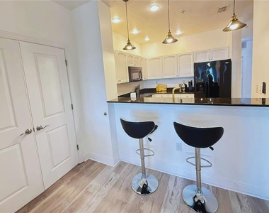 628 Cleveland Street - Photo Thumbnail 11