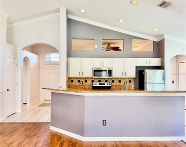 23824 Plantation Palms Boulevard - Photo Thumbnail 8