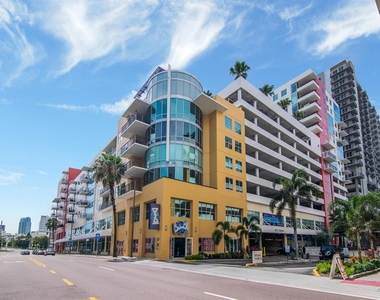 1120 E Kennedy Boulevard - Photo Thumbnail 1