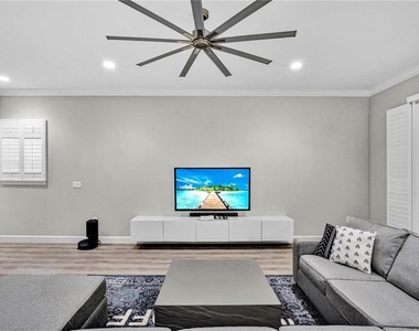746 Grand Cypress Lane - Photo Thumbnail 3