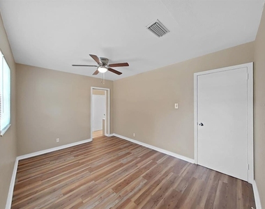 4411 Bass Street - Photo Thumbnail 31