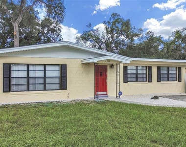 4411 Bass Street - Photo Thumbnail 2