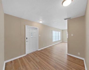 4411 Bass Street - Photo Thumbnail 10