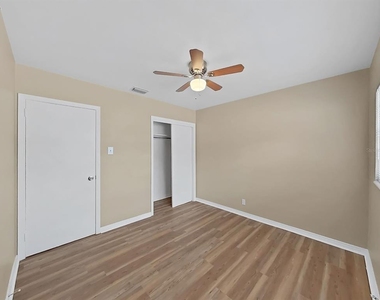 4411 Bass Street - Photo Thumbnail 25