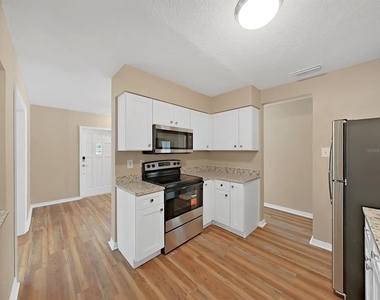 4411 Bass Street - Photo Thumbnail 19