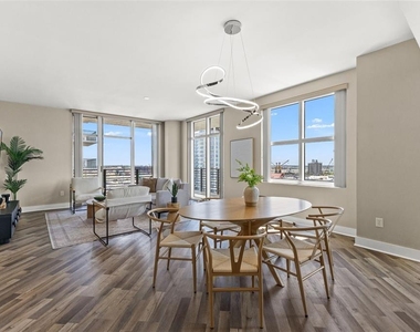 1120 E Kennedy Boulevard - Photo Thumbnail 1