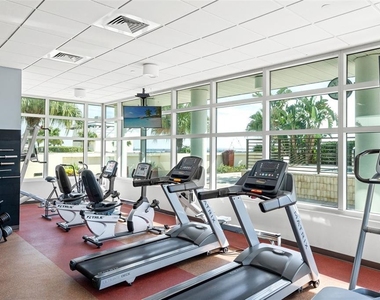 1120 E Kennedy Boulevard - Photo Thumbnail 34