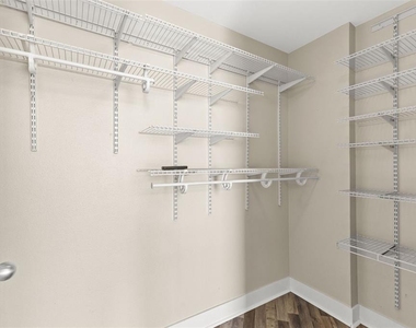 1120 E Kennedy Boulevard - Photo Thumbnail 33