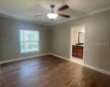 2413 Sagemont Drive - Photo Thumbnail 6