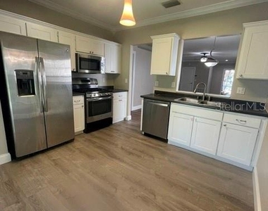 2413 Sagemont Drive - Photo Thumbnail 3