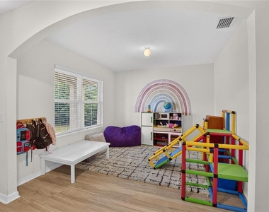 8219 Bilston Village Lane - Photo Thumbnail 5