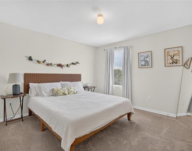 8219 Bilston Village Lane - Photo Thumbnail 10