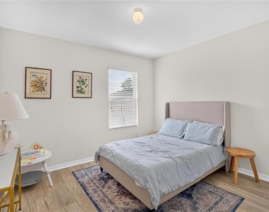 8219 Bilston Village Lane - Photo Thumbnail 17