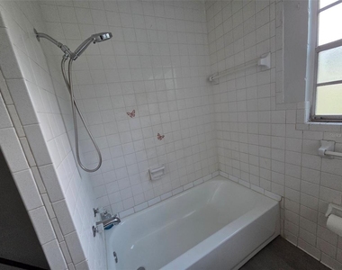14312 1st Street - Photo Thumbnail 14