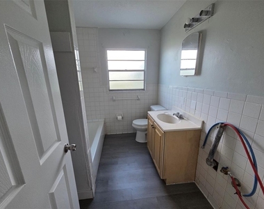 14312 1st Street - Photo Thumbnail 15