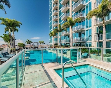 777 N Ashley Drive - Photo Thumbnail 42