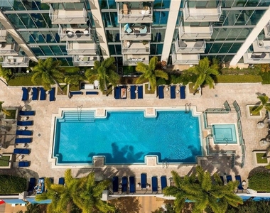 777 N Ashley Drive - Photo Thumbnail 40