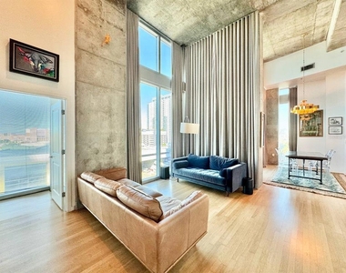 777 N Ashley Drive - Photo Thumbnail 14