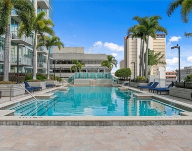 777 N Ashley Drive - Photo Thumbnail 41