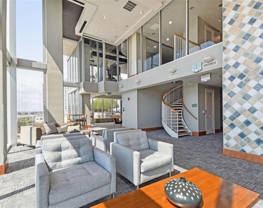 777 N Ashley Drive - Photo Thumbnail 35