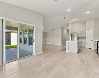 12648 Tannencrest Drive - Photo Thumbnail 14