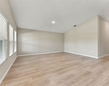 12648 Tannencrest Drive - Photo Thumbnail 9