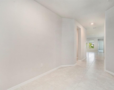 31556 Godwin Court - Photo Thumbnail 8