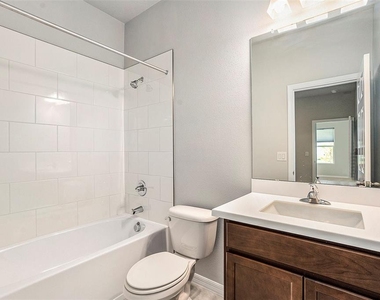 31556 Godwin Court - Photo Thumbnail 14