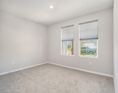 31556 Godwin Court - Photo Thumbnail 11