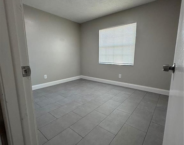 609 Avocado Drive - Photo Thumbnail 11