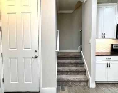18814 Cornuta Street - Photo Thumbnail 10