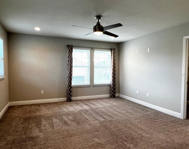 18814 Cornuta Street - Photo Thumbnail 28