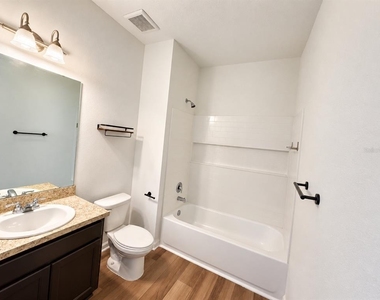 764 Orchid Grove Boulevard - Photo Thumbnail 13