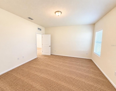 764 Orchid Grove Boulevard - Photo Thumbnail 12