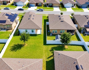 764 Orchid Grove Boulevard - Photo Thumbnail 21