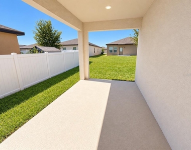 764 Orchid Grove Boulevard - Photo Thumbnail 15