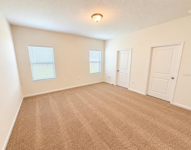 764 Orchid Grove Boulevard - Photo Thumbnail 6