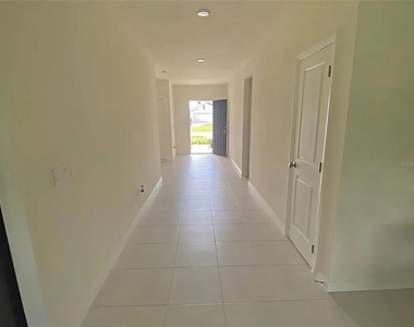 3992 Fescue Street - Photo Thumbnail 8