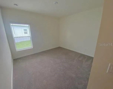3992 Fescue Street - Photo Thumbnail 11
