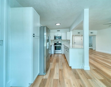 3338 Ontario Avenue - Photo Thumbnail 5