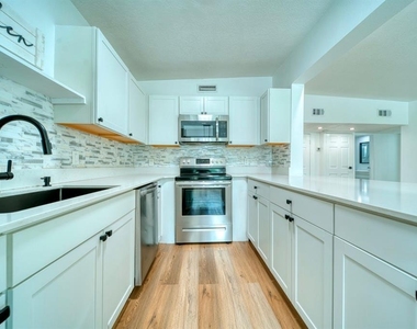 3338 Ontario Avenue - Photo Thumbnail 6