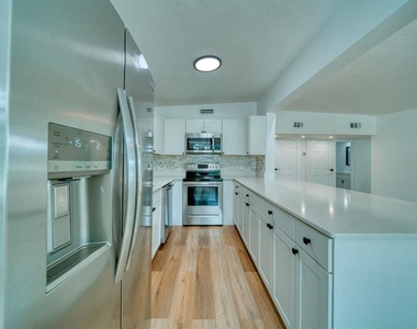3338 Ontario Avenue - Photo Thumbnail 7