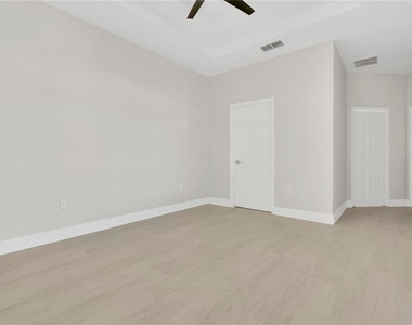 13661 Beauregard Place - Photo Thumbnail 18
